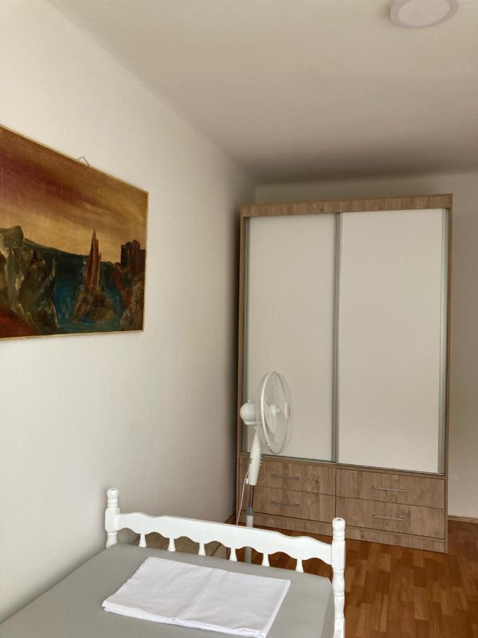 Apartman Jelena Мостар Екстериор снимка